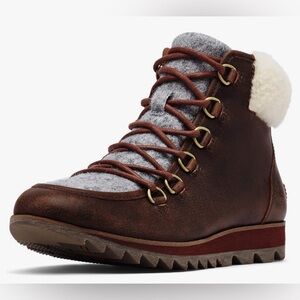 EUC Sorel Women's Harlow Lace Cozy Boot - Light Rain - Waterproof - Felt-Burro